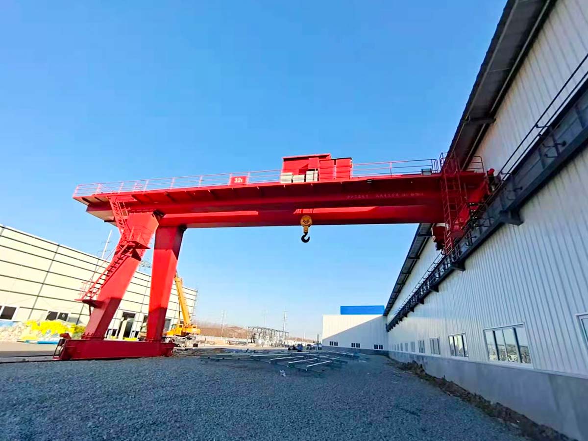 32噸半廣東門式起重機